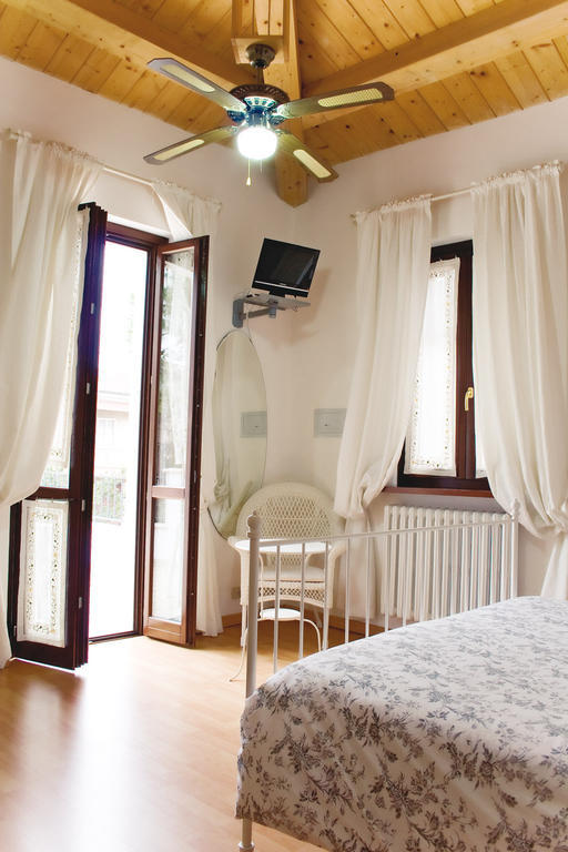 B&B Indipendenza Civitanova Marche Rum bild